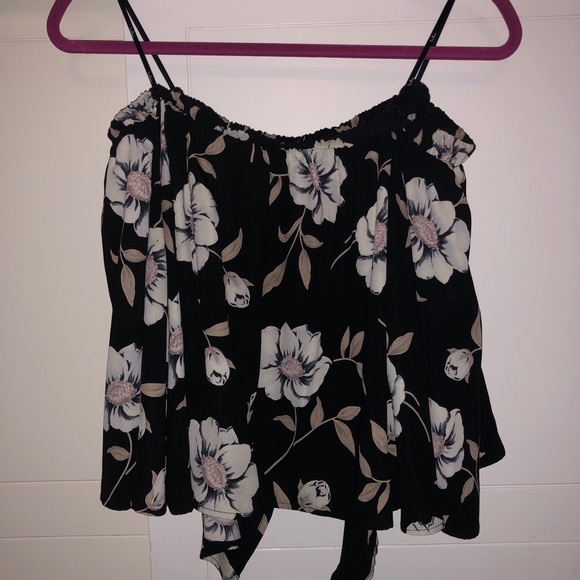 Lulus off the shoulder top - Picture 6 of 6